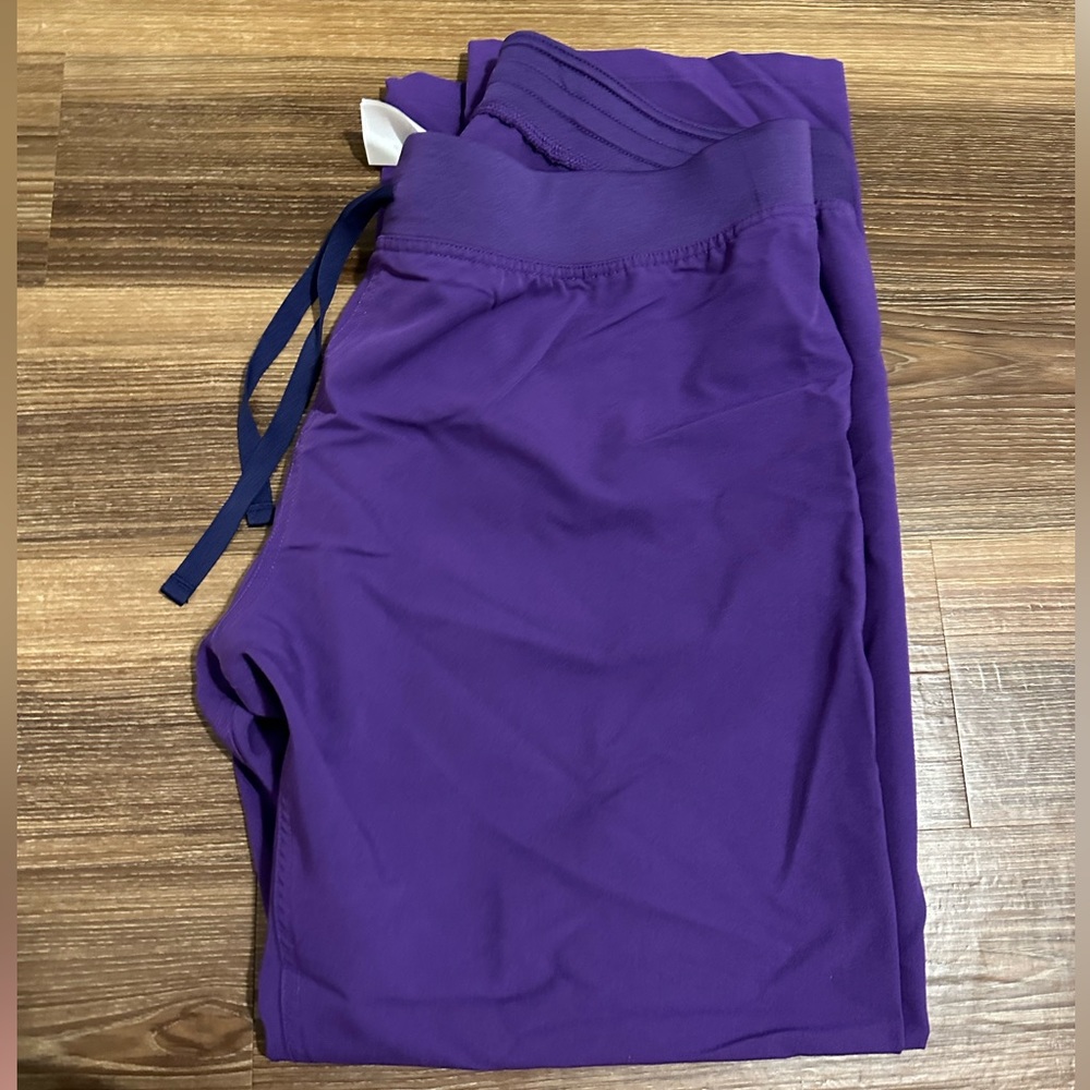 EUC Figs Livingston™ Basic Scrub Pants